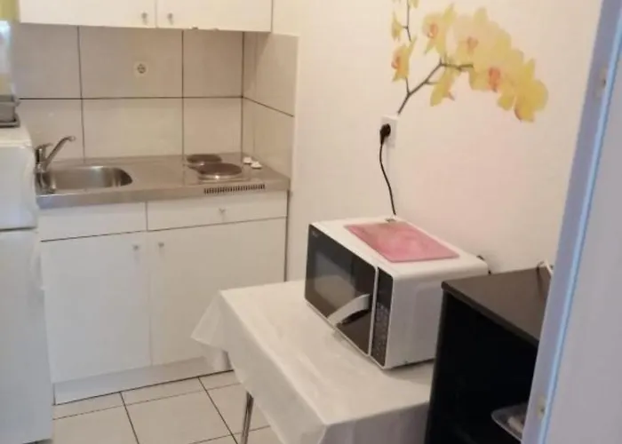 10 מאקרסקה